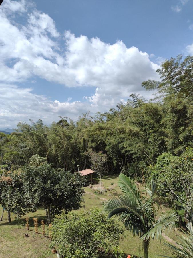 Finca Exclusividad Familiar O Grupo De Amigos Capacidad Hasta 12 Personas Calles En Placa Huella, Caminata Ecologica Alban  Dış mekan fotoğraf